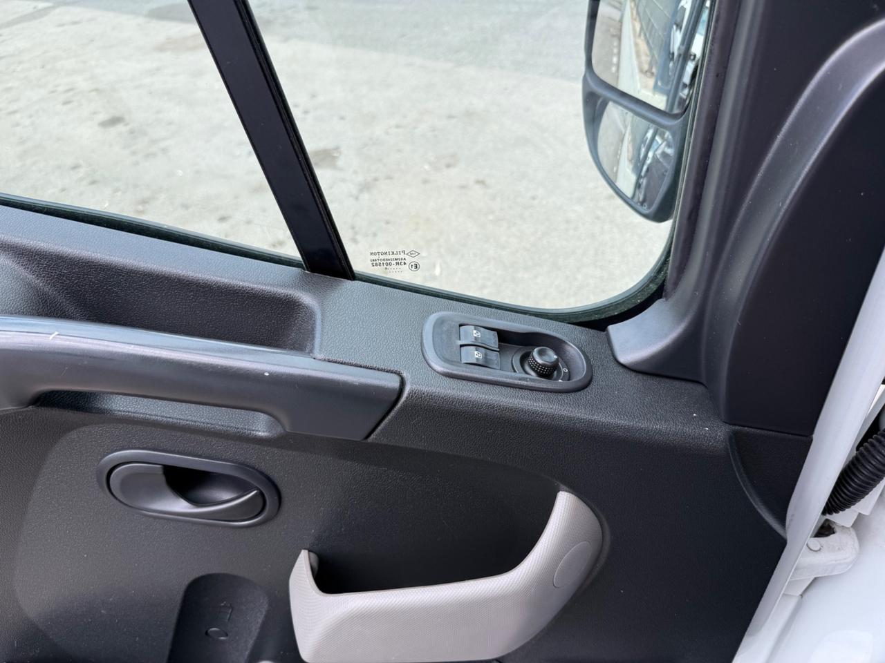 Renault Master 7 Posti Maxi
