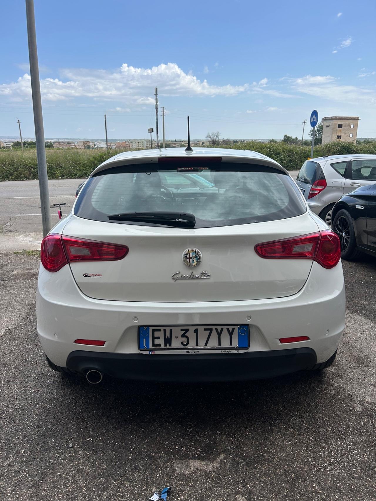 Alfa Romeo Giulietta 1.6 JTDm-2 105 CV Exclusive