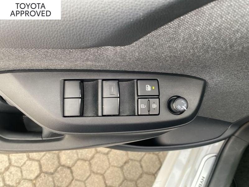 Toyota Yaris 1.5 HYBRID TREND