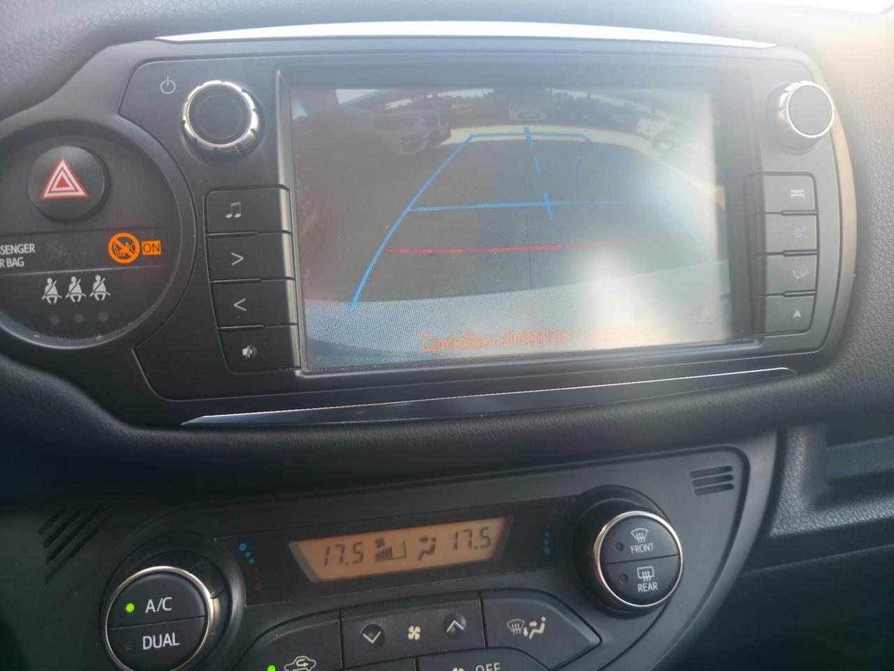 Toyota Yaris 1.0 5 porte Lounge