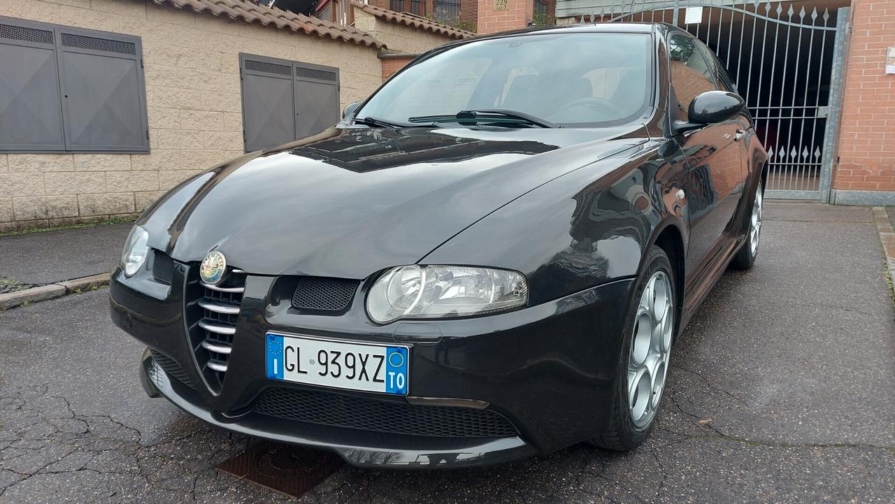 Alfa Romeo 147 3.2i V6 24V GTA "CAMBIO MANUALE"