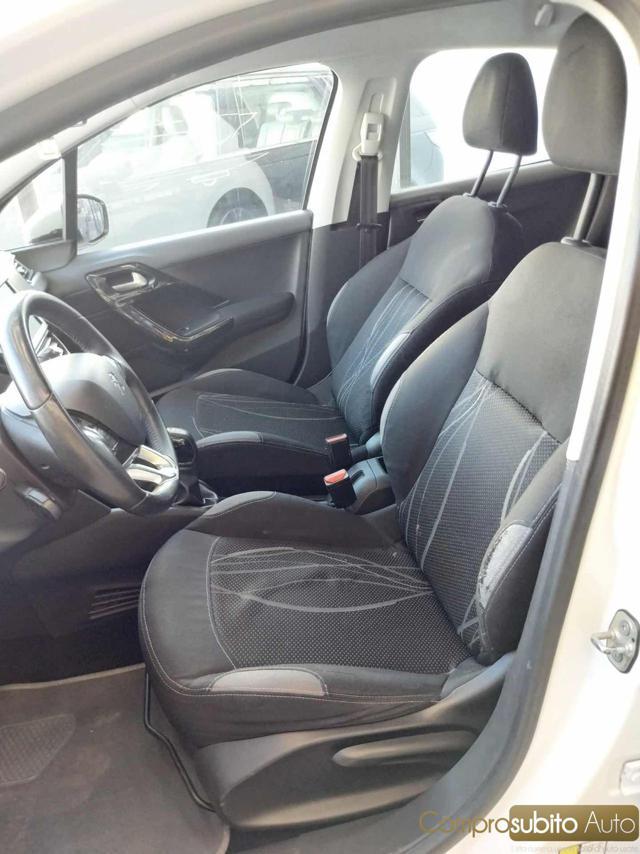 PEUGEOT 208 1.4 8V HDi 68CV (Garanzia 12Mesi)