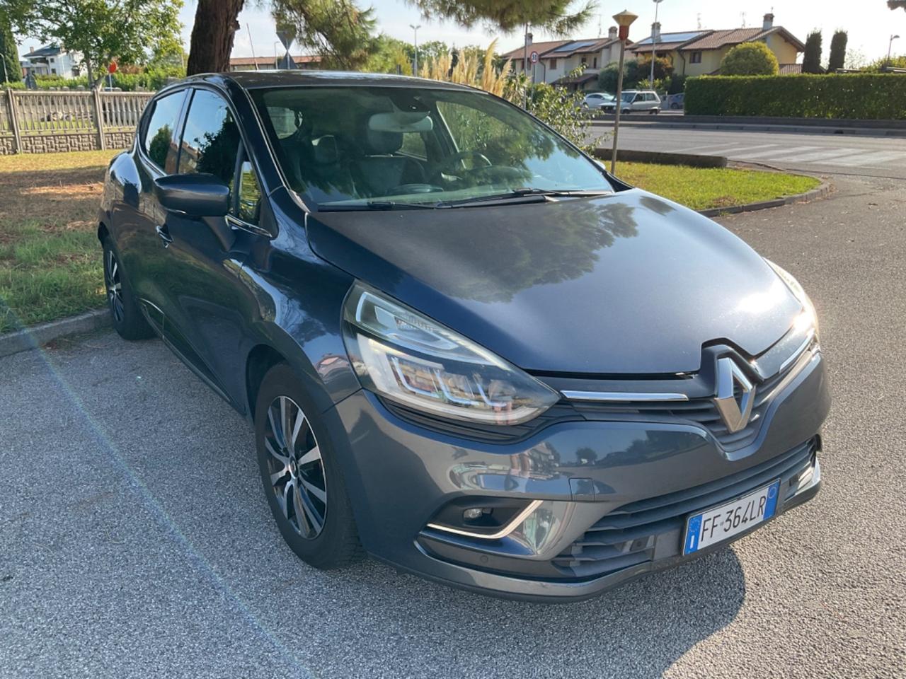 Renault Clio dCi 8V 90CV EDC Start&Stop 5 porte Energy Intens