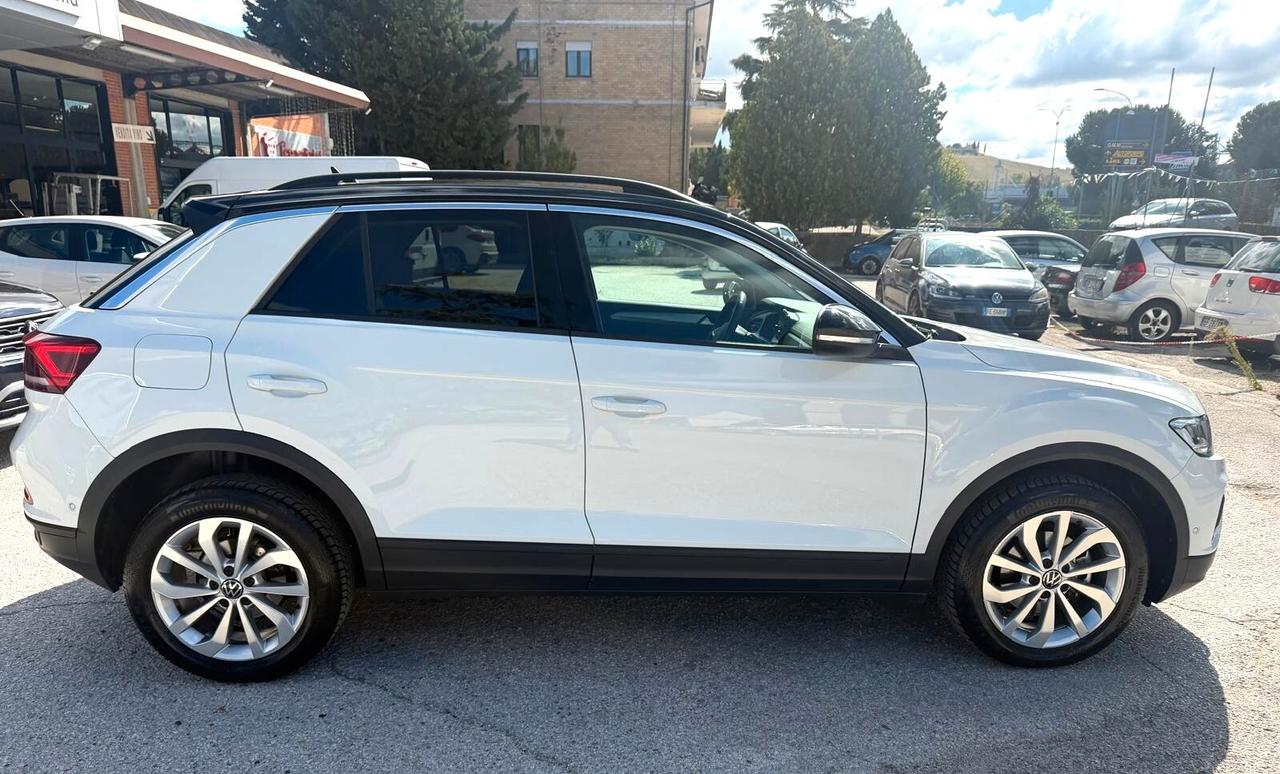 Volkswagen T-Roc 1.0 TSI Life