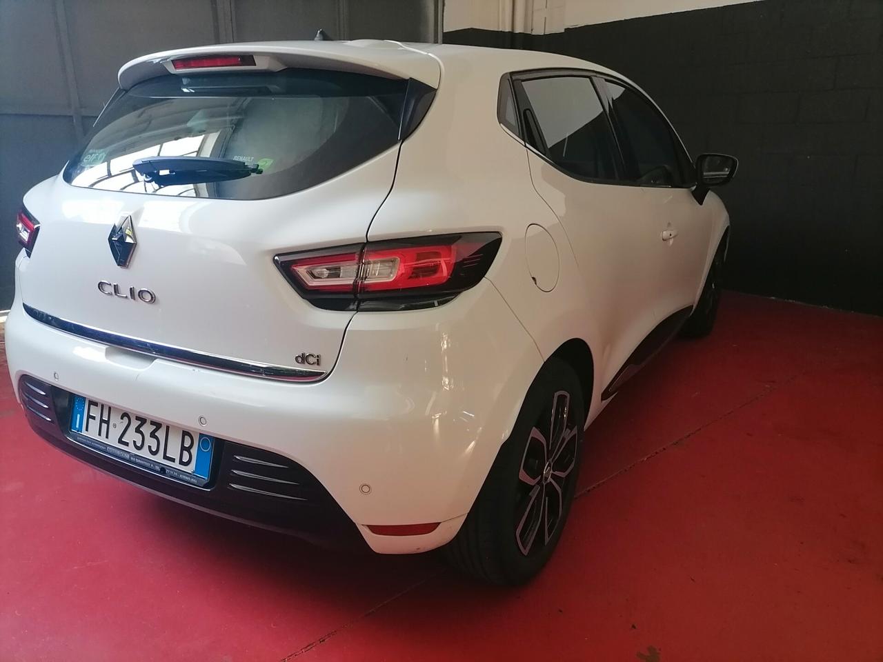 Renault Clio dCi 8V 90CV EDC Start&Stop 5 porte Energy Excite