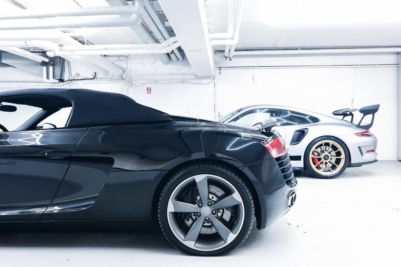 Audi R8 Spyder 4.2 V8 FSI quattro R tronic