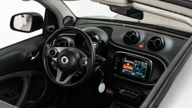 SMART Brabus 0.9 Turbo twinamic cabrio Xclusive