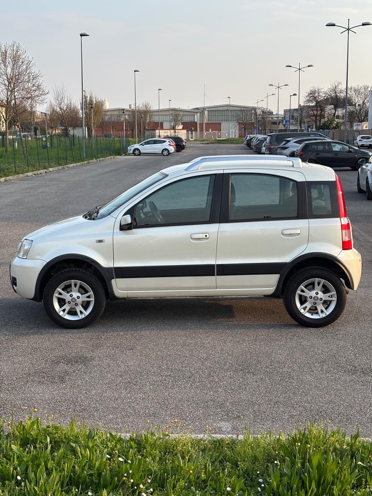 Fiat Panda 1.2 4x4 Glam UNI PRO