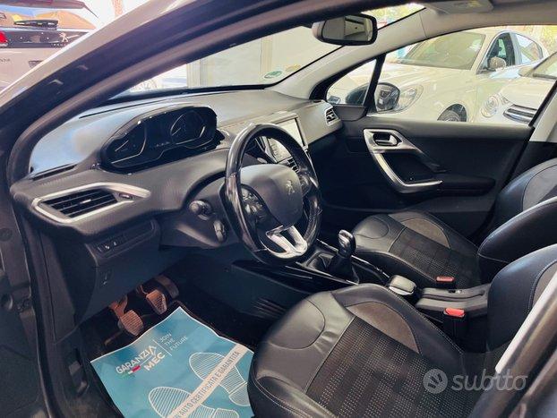 Peugeot 2008 BlueHDi 100 Allure anno 2017