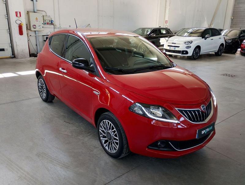 Lancia Ypsilon 1.0 FireFly 5 porte S&S Hybrid Gold Plus