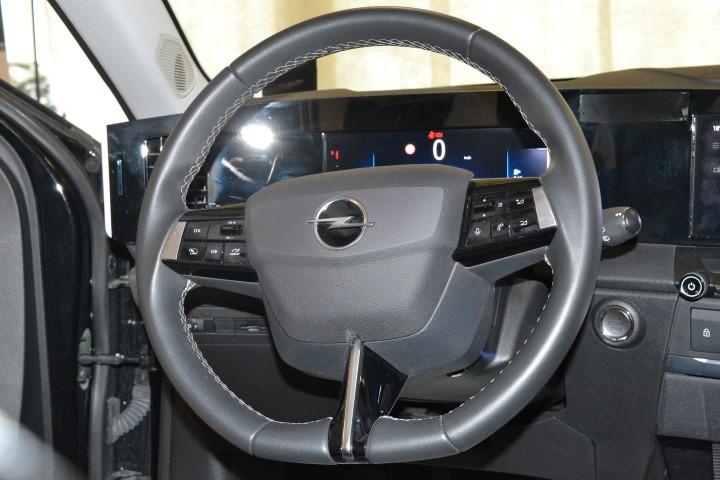 OPEL ASTRA - EDITION 5 PORTE 1.2 110 CV MT6