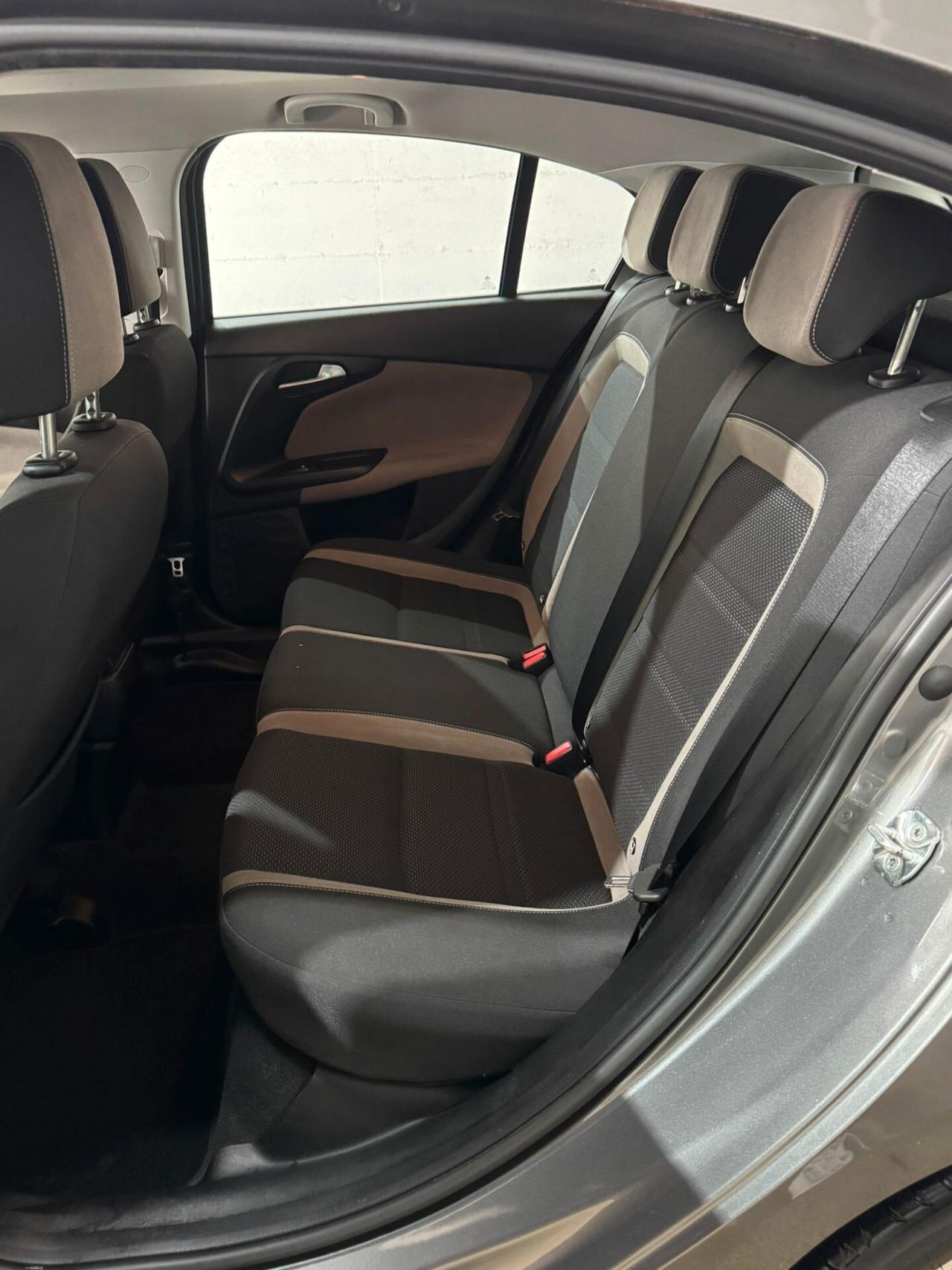 Fiat Tipo 1.6 Mjt S&S 5 porte Easy