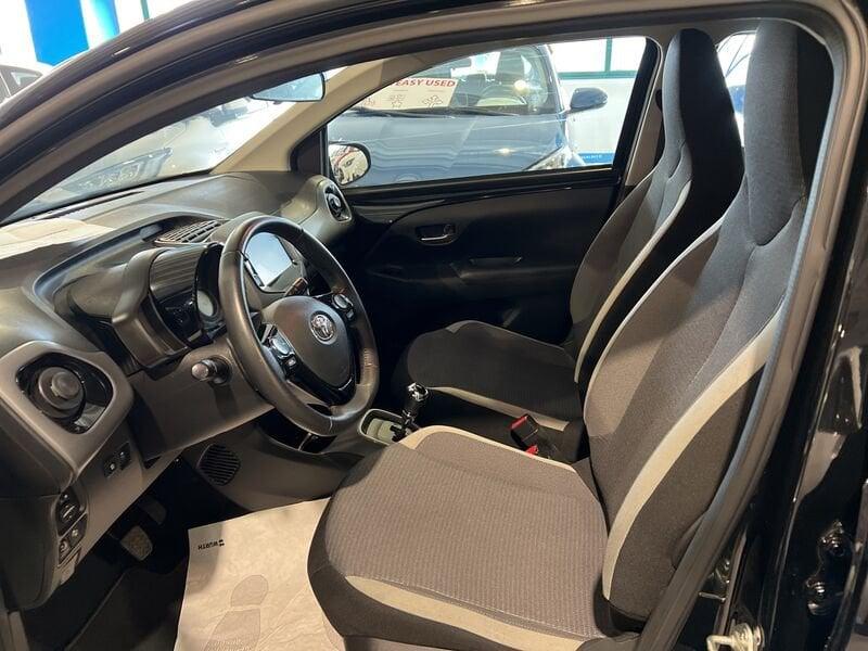 Toyota Aygo Connect 1.0 VVT-i 72 CV 5 porte x-play