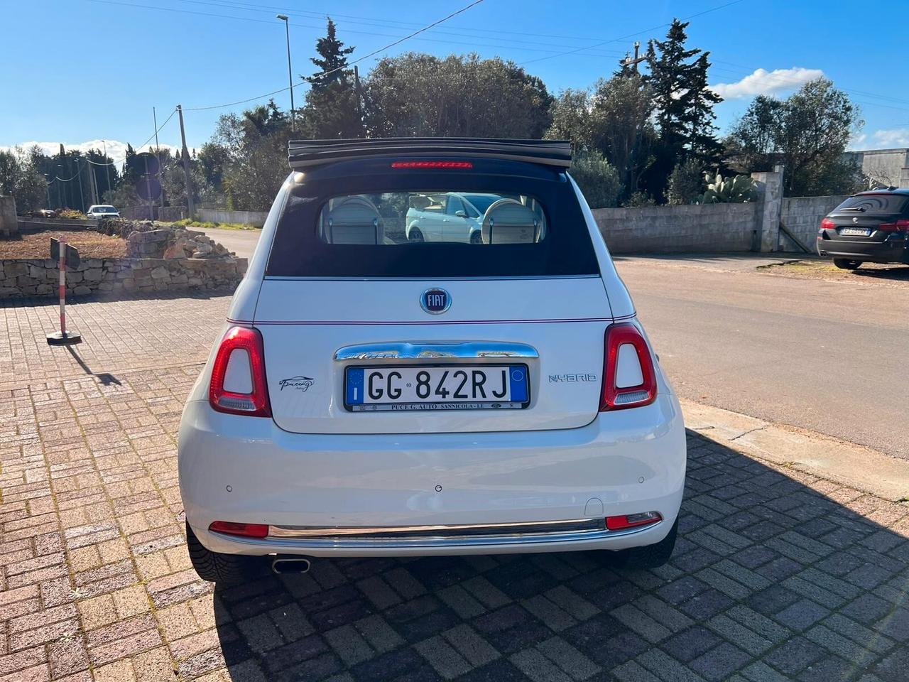 Fiat 500 C 1.0 Hybrid Dolcevita