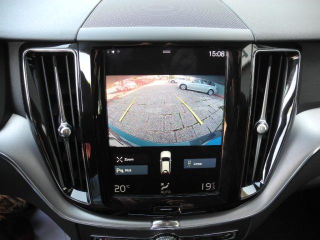 VOLVO XC60 2.0 D AWD Geartronic Business Plus Hybrid autom.