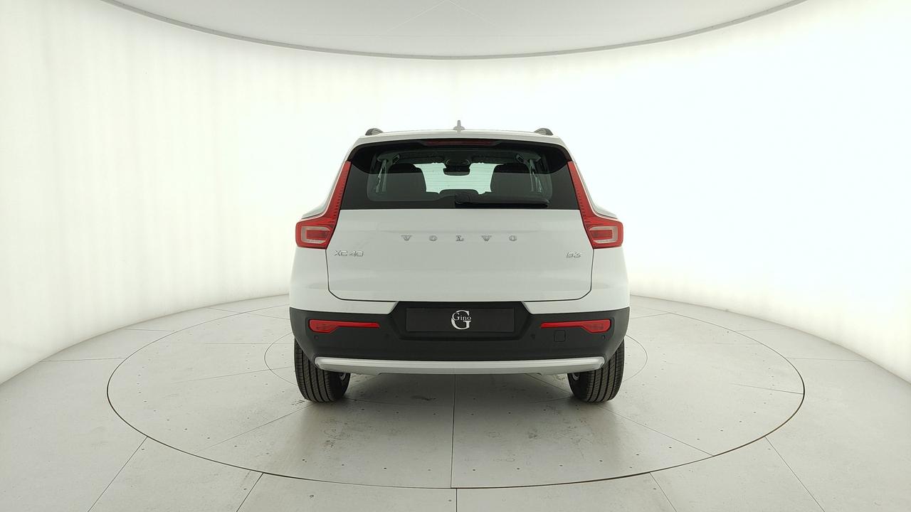 VOLVO XC40 2.0 b3 Essential auto