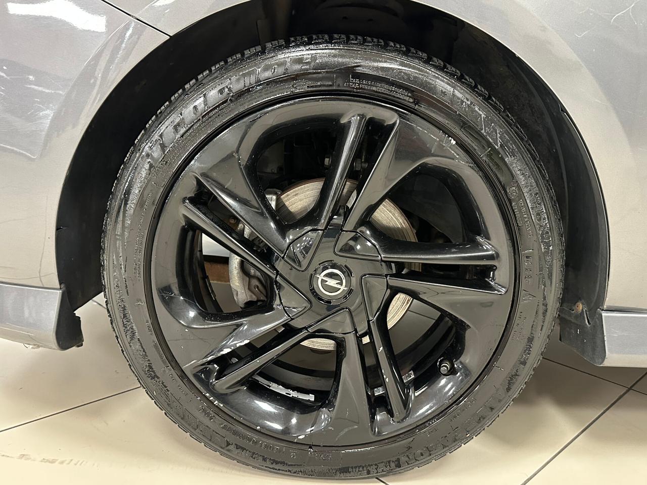 Opel Corsa 1.4 90CV Benzina Coupé b-Color - 2015