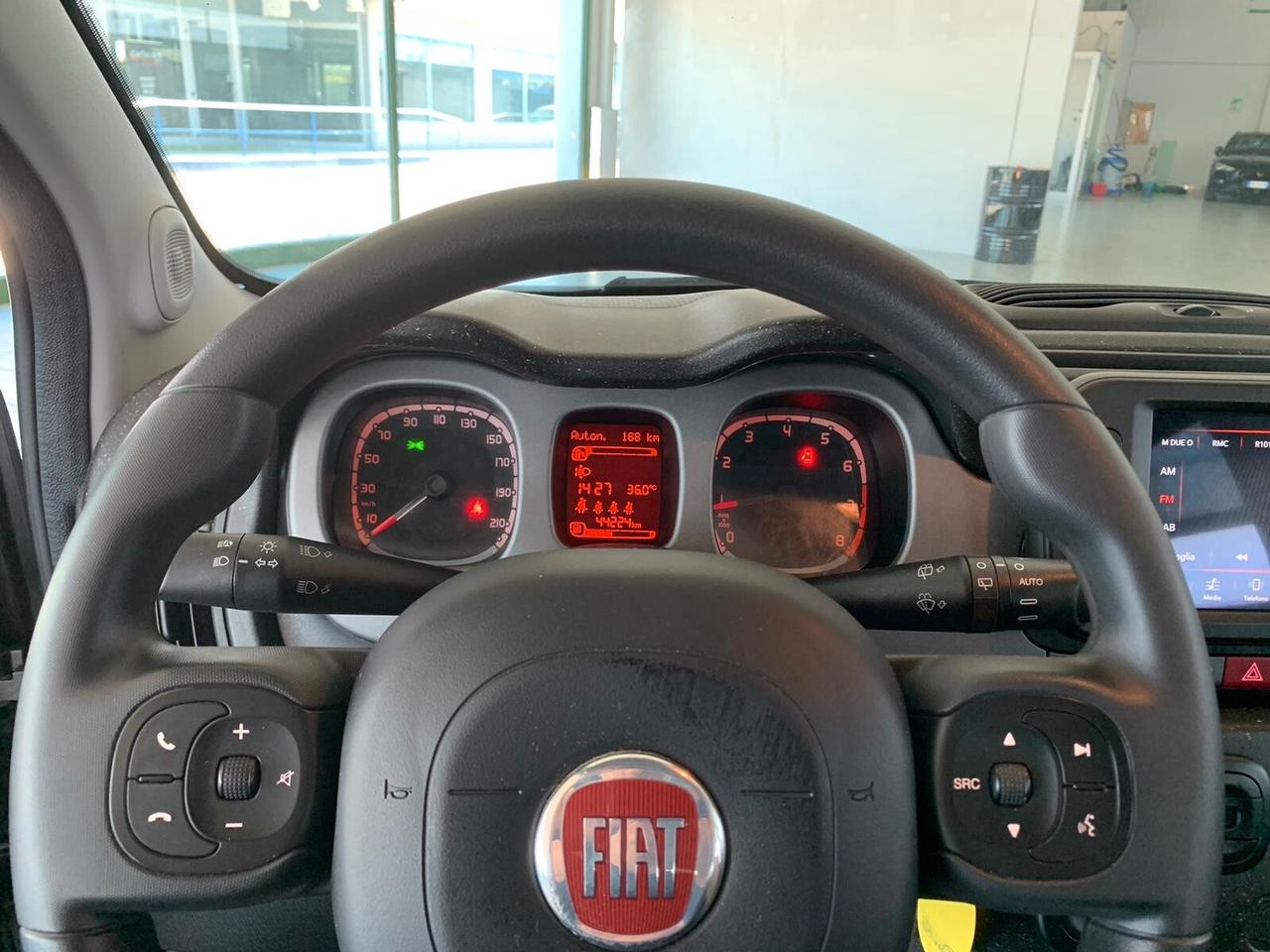 Fiat Panda 1.0 FireFly S&S Hybrid Cross Full