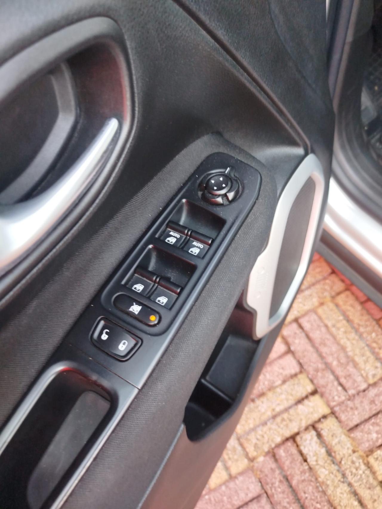 Jeep Renegade 1.6 Mjt 120 CV Longitude