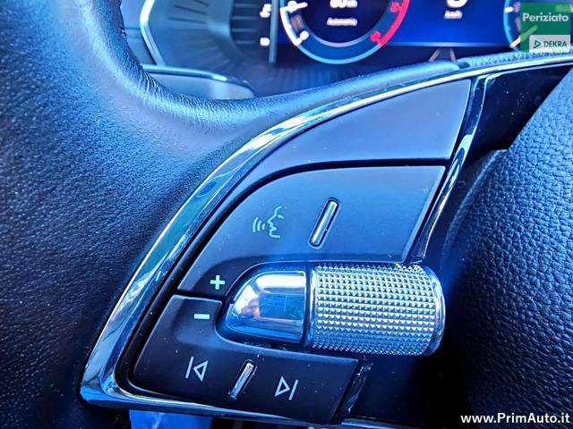 SKODA Octavia 2.0 TDI EVO SCR DSG Wagon Ambition