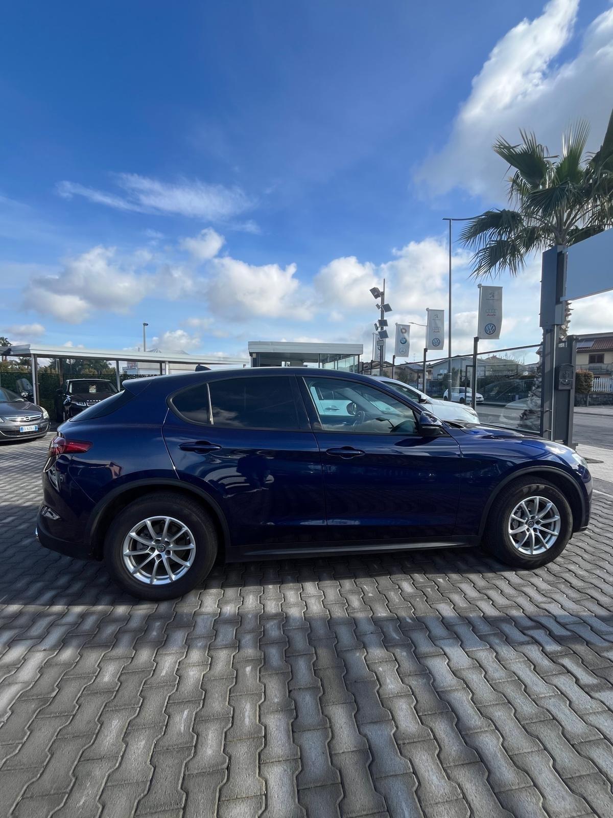 Alfa Romeo Stelvio 2.2 Turbodiesel 160 CV AT8 RWD Business