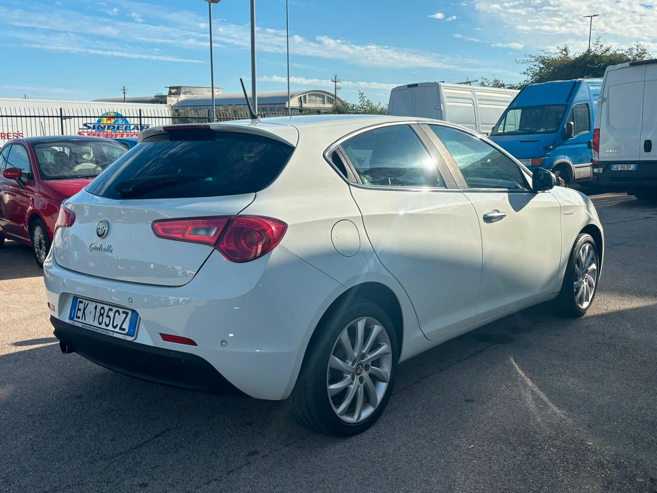 Alfa Romeo Giulietta 1.6 JTDm-2 105 CV Distinctive