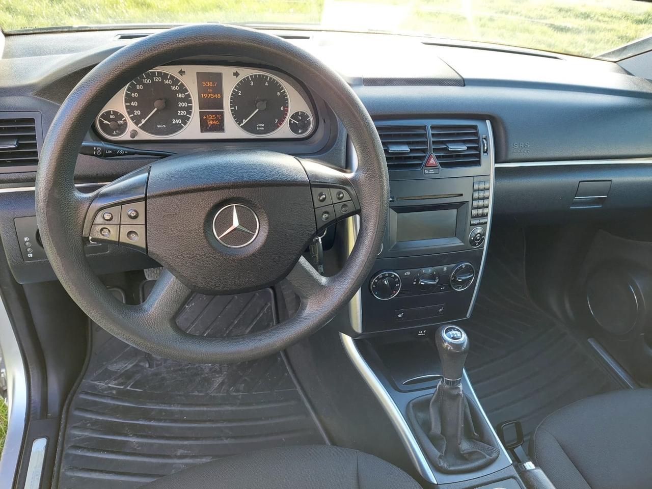 Mercedes-benz B 180 B 180 NGT BlueEFFICIENCY Premium