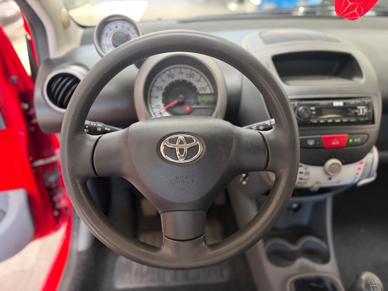 Toyota Aygo 1.0 12V VVT-i 5 porte Now
