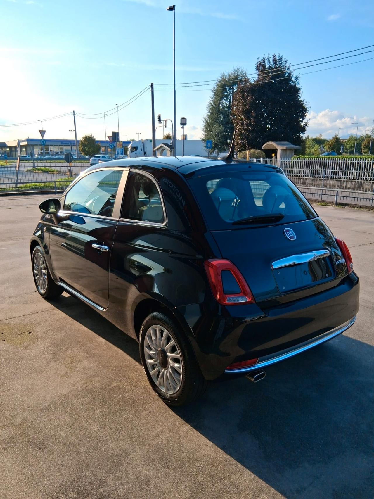 Fiat 500 1.0 Hybrid Dolcevita