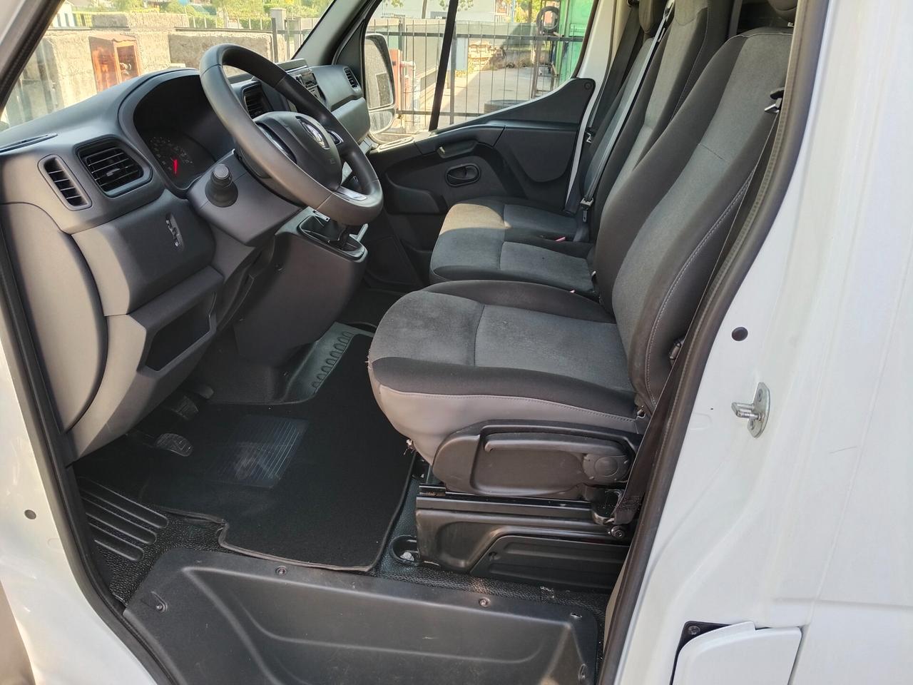 Renault Master 2.3 dCi 135cv Furgone