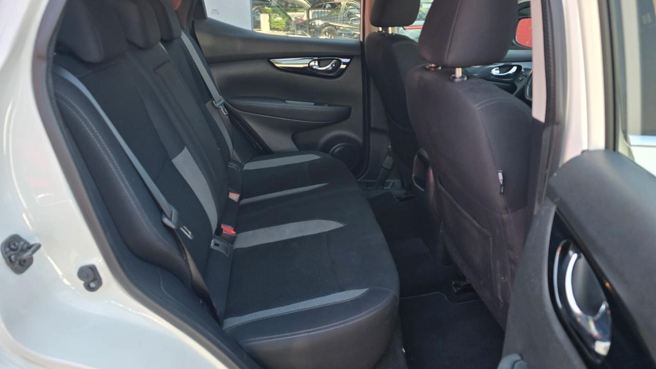 NISSAN QASHQAI 1.7 DCI 4WD CVT TEKNA 150CV