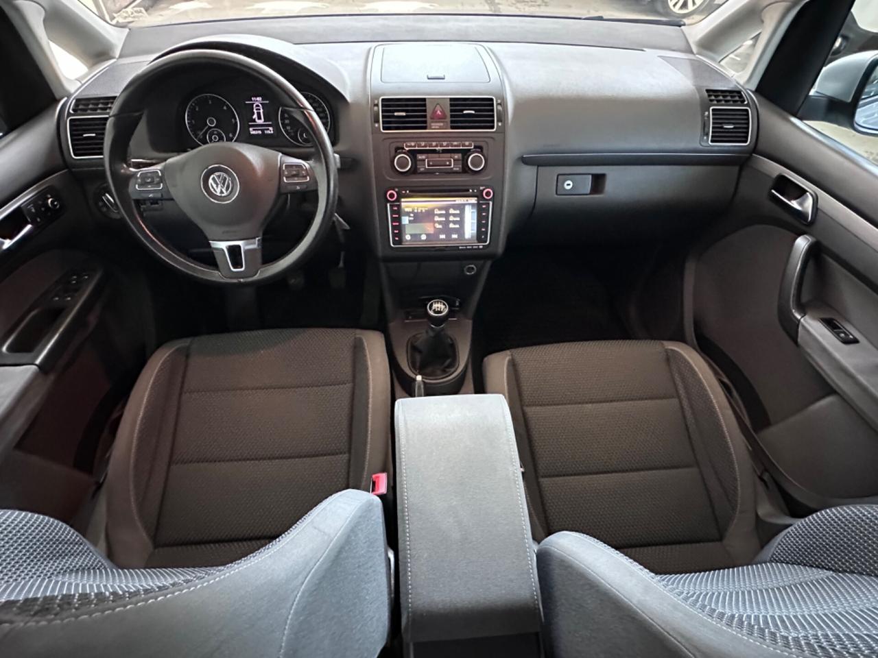 Volkswagen Touran 1.6 TDI gancio traino