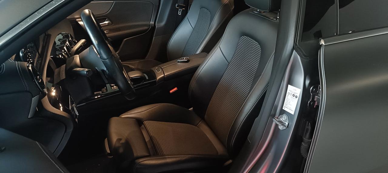Mercedes-benz CLA 220 CLA 220 Automatic 4Matic Premium