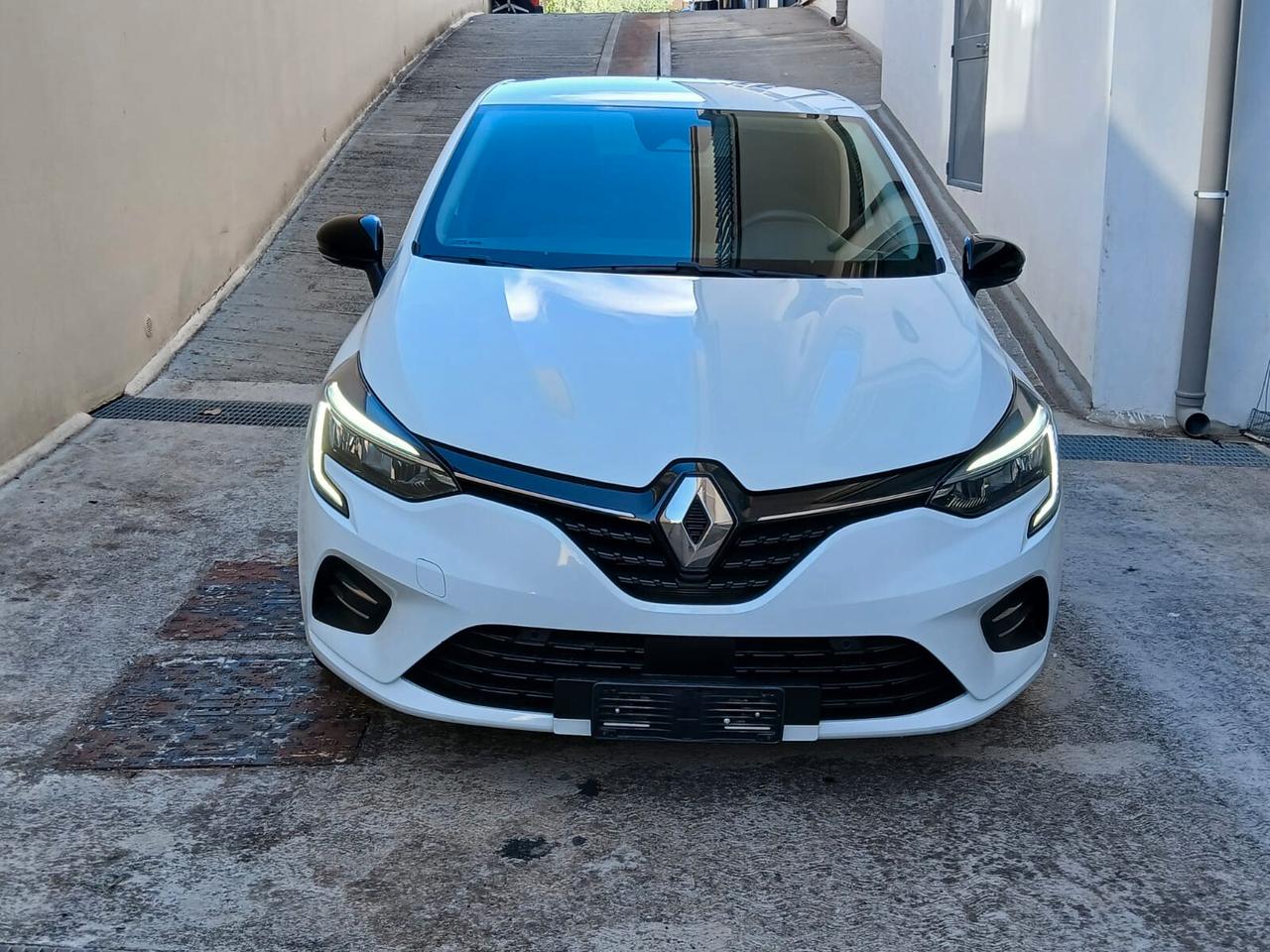 Renault Clio Full Hybrid E-Tech 145 CV 5 porte Evolution