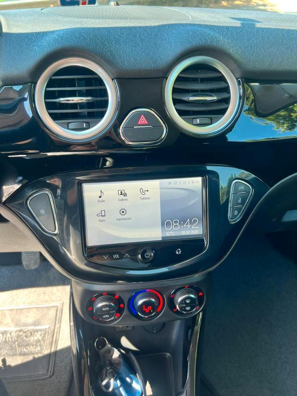 Opel Adam 1.4 Glam Gpl-tech 87cv E6