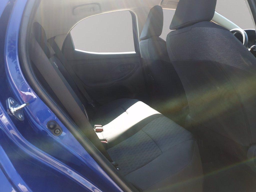TOYOTA Yaris 1.0 active del 2022