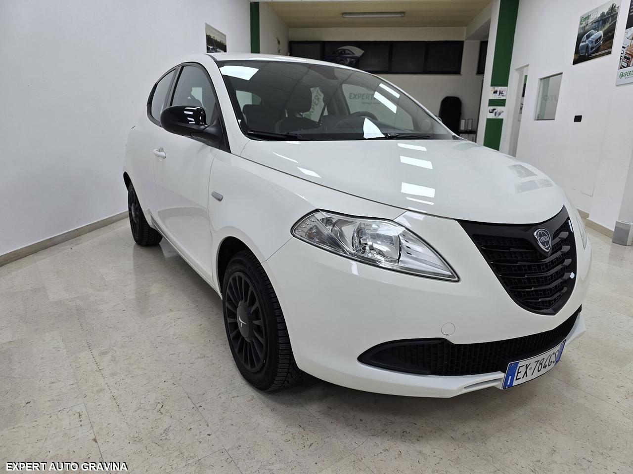 LANCIA YPSILON 1.2 69CV BENZINA