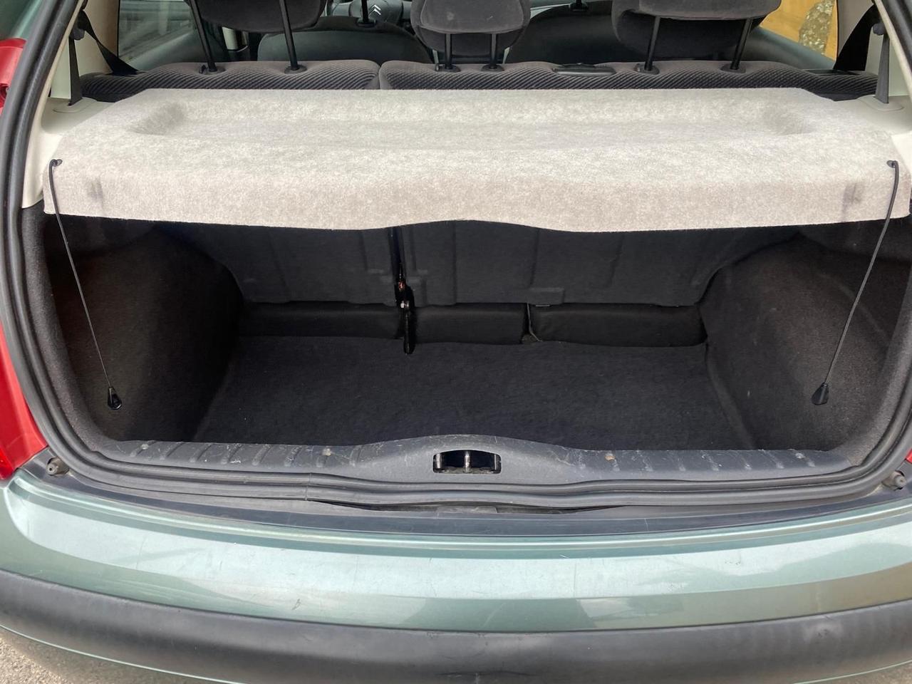 CITROEN C3 1.1 MOLTO BELLA GUARDA SOLO 136000 KM