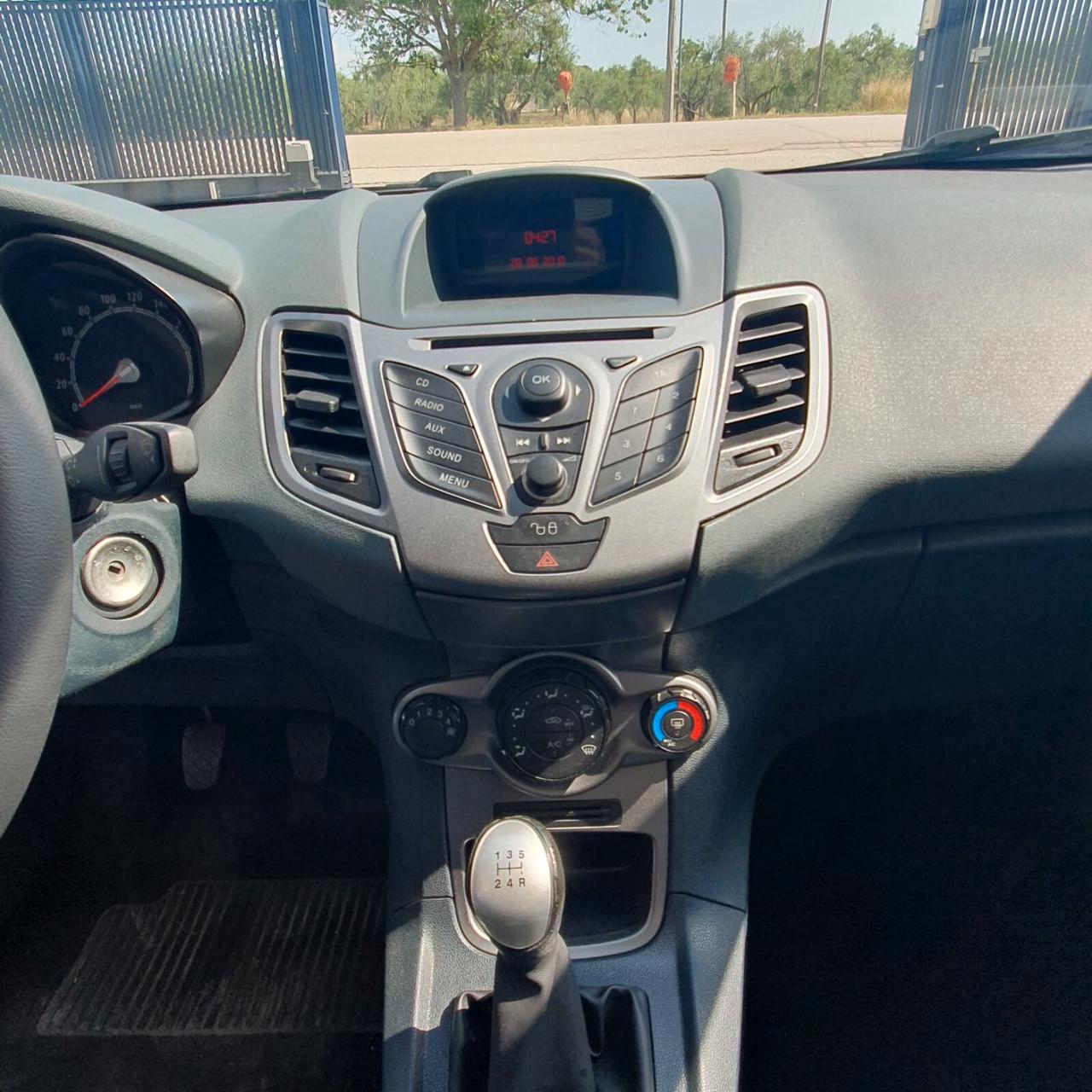 Ford Fiesta 1.4 TDCi 70CV 5 porte
