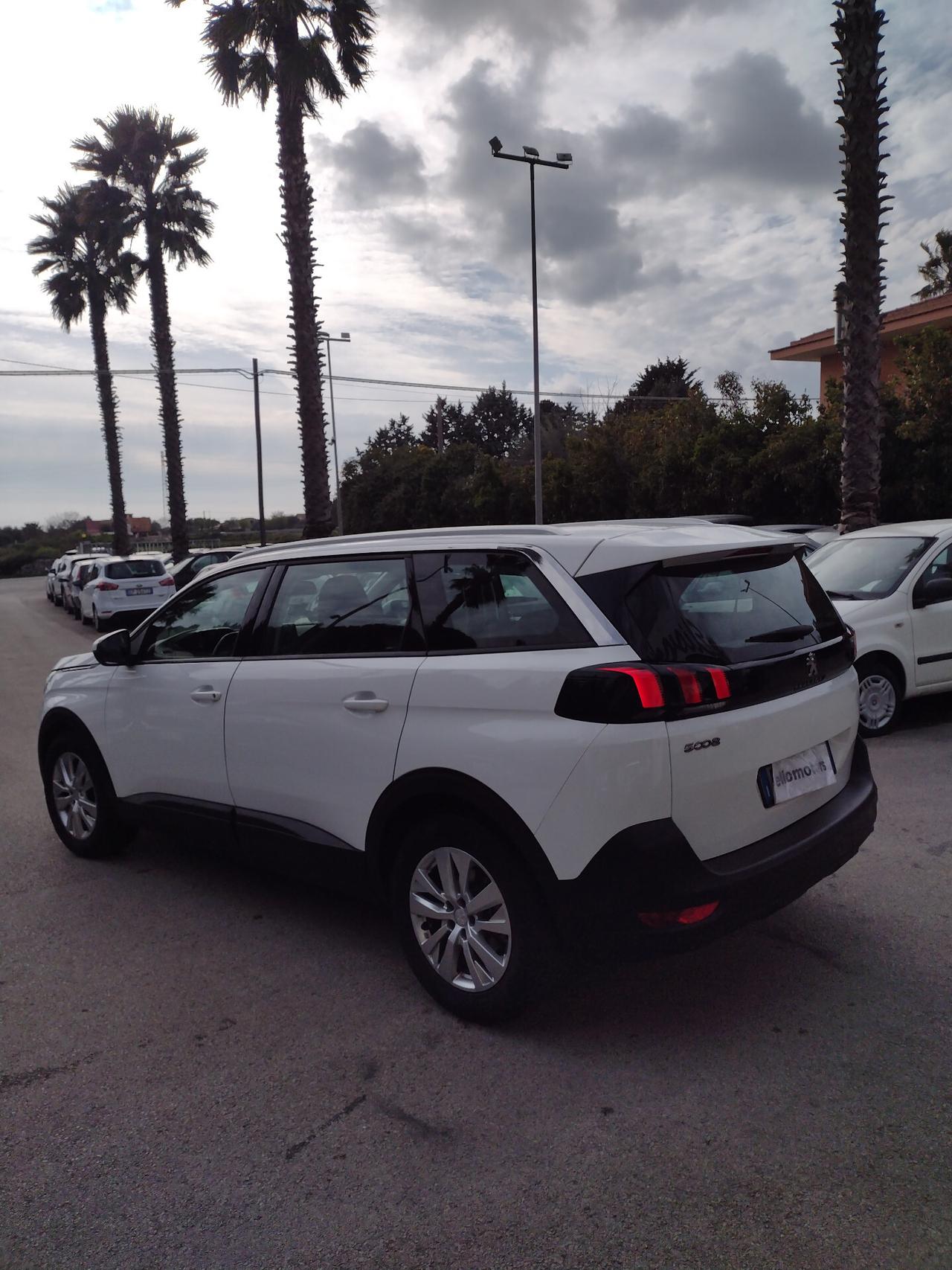 Peugeot 5008 BlueHDi 120 S&S EAT6 Business