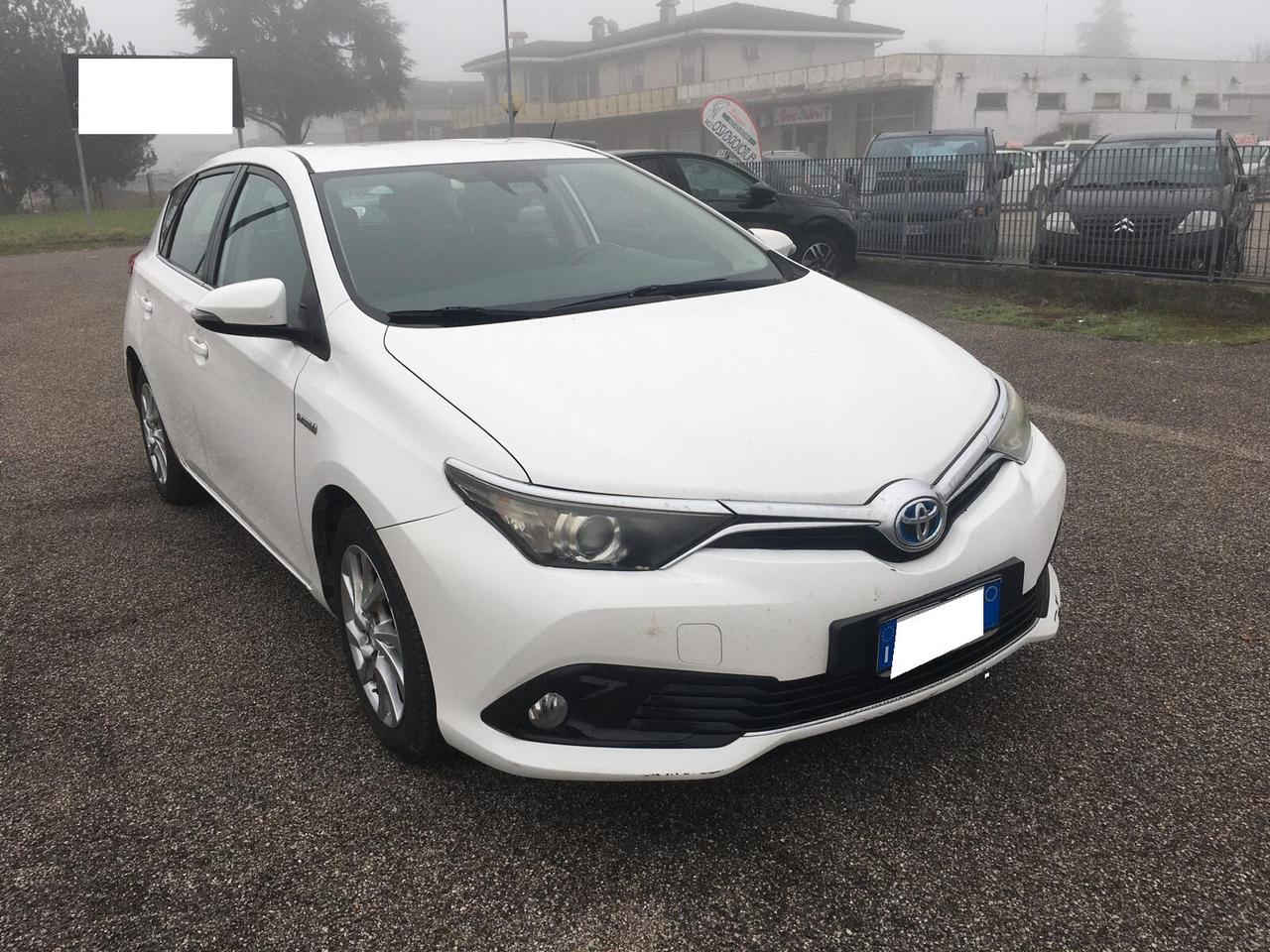 Toyota Auris 1.8 Hybrid Active-ok neopatentati-UNICO PROPRIETARIO