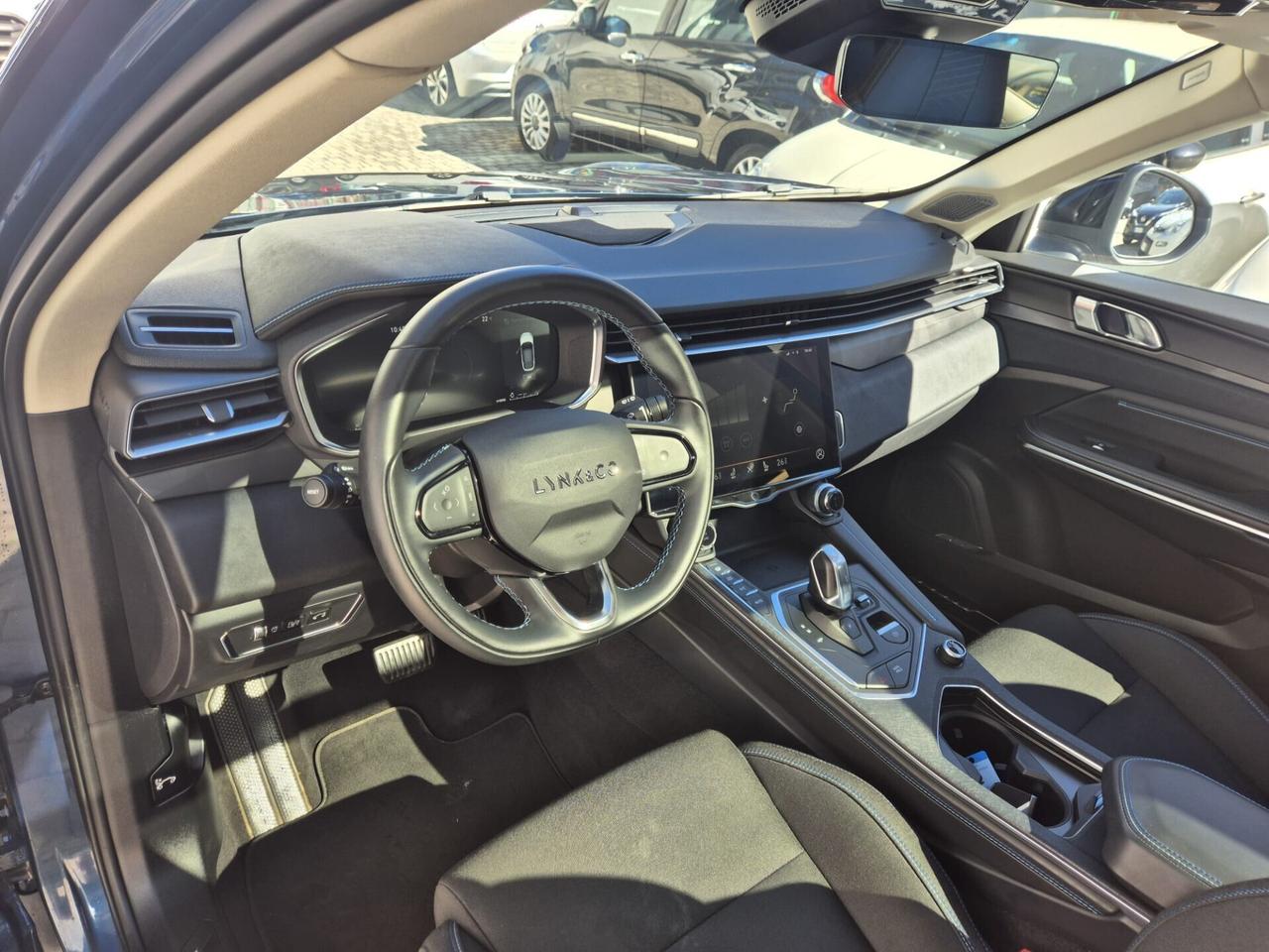 Lynk&co 01 PHEV 261CV