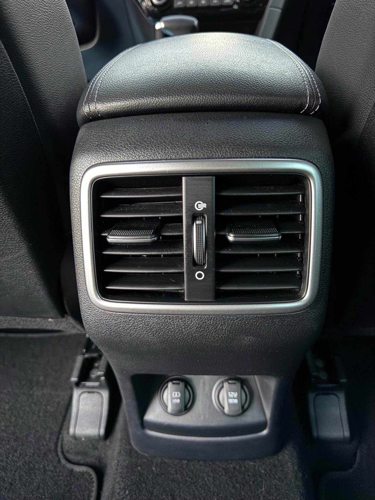 Kia Sportage 1.6 CRDI CAMBIO AUTOMATICO/4x4/FARI LED