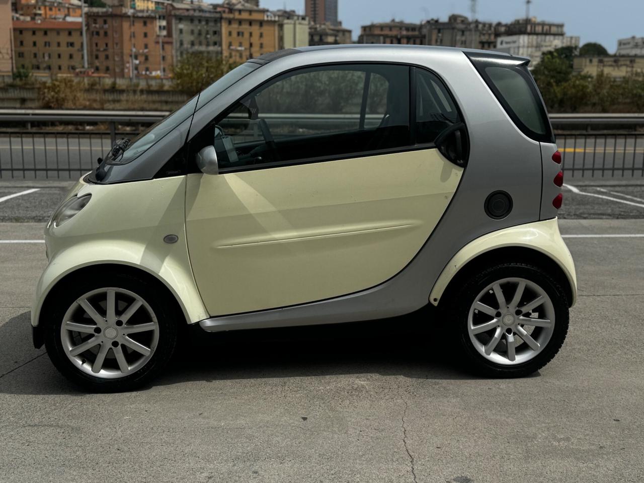 Smart ForTwo 700 coupé passion (45 kW)