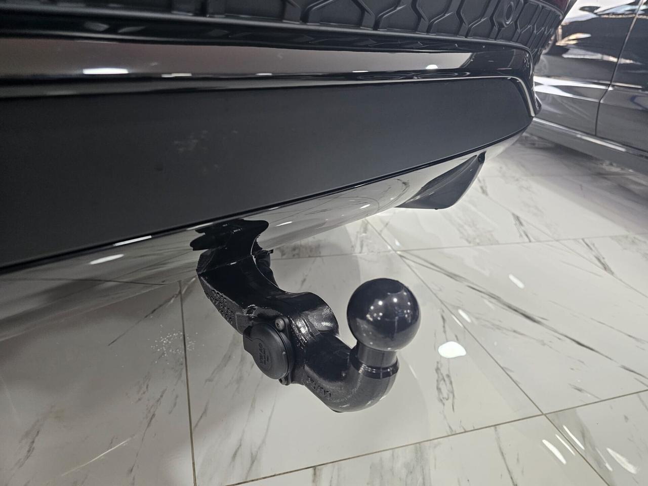 Audi Q5 SPB 40 TDI quattro S tronic Identity Black