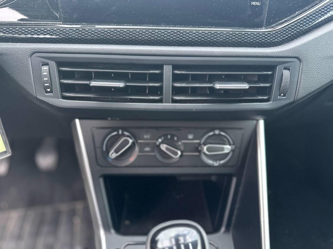 VOLKSWAGEN Polo VI 2022 - Polo 1.0 tsi Life 95cv