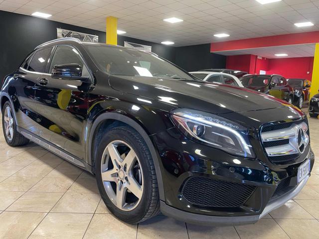 MERCEDES-BENZ GLA 200 CDI Premium*AUTOMATICA/NAVI/LED*