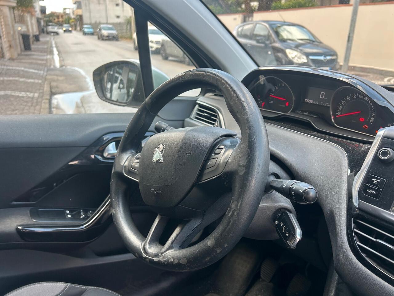 Peugeot 208 1.2 VTi 82 CV 5 porte Allure GPL