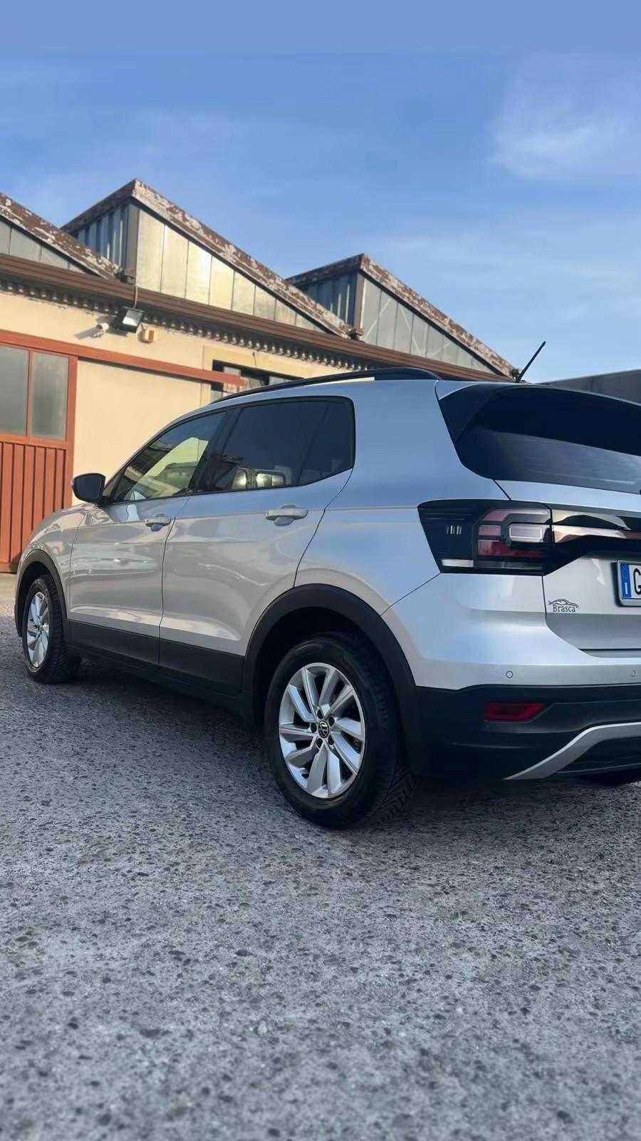 Volkswagen T-Cross 1.0 TSI 110 CV DSG Sport