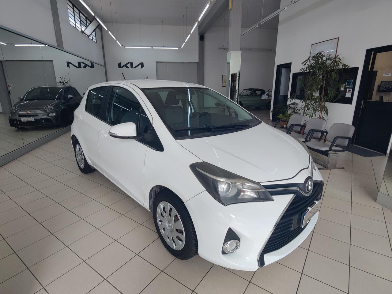 Toyota Yaris 1.4 D-4D 5 porte Active